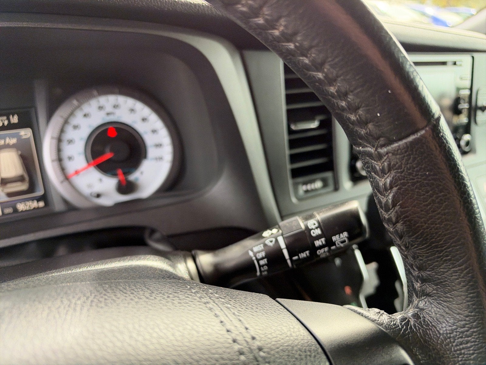 2020 Toyota Sienna SE