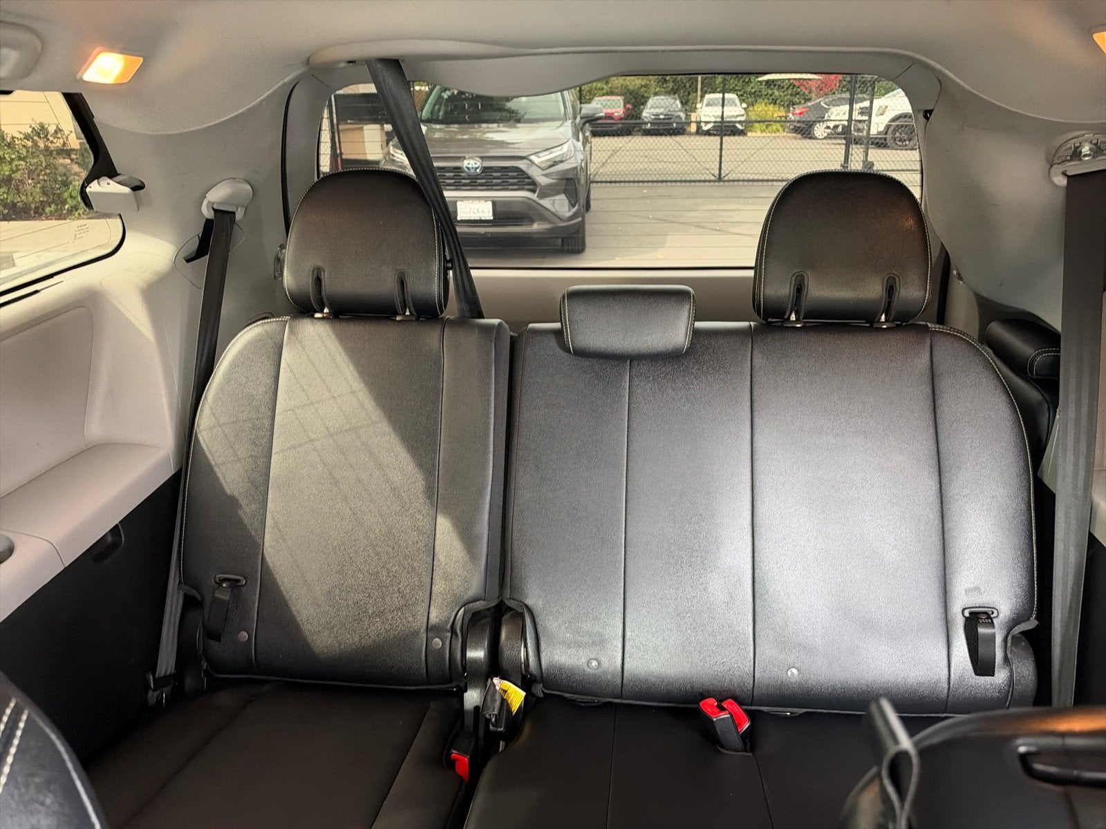 2020 Toyota Sienna SE