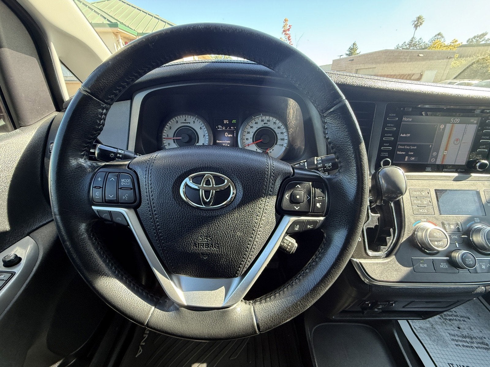 2019 Toyota Sienna SE