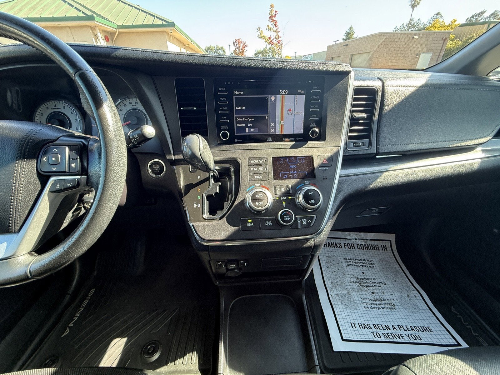 2019 Toyota Sienna SE