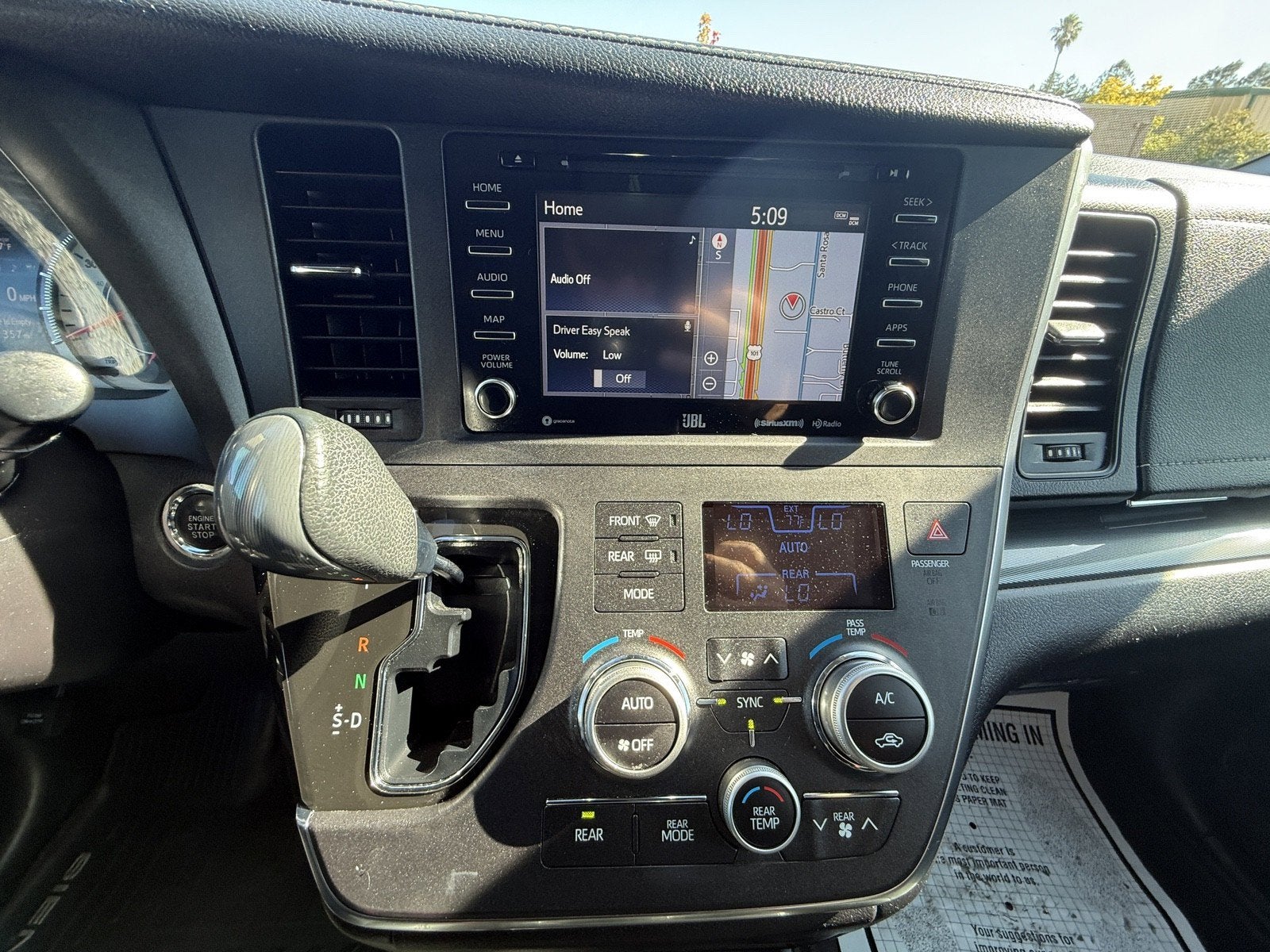 2019 Toyota Sienna SE