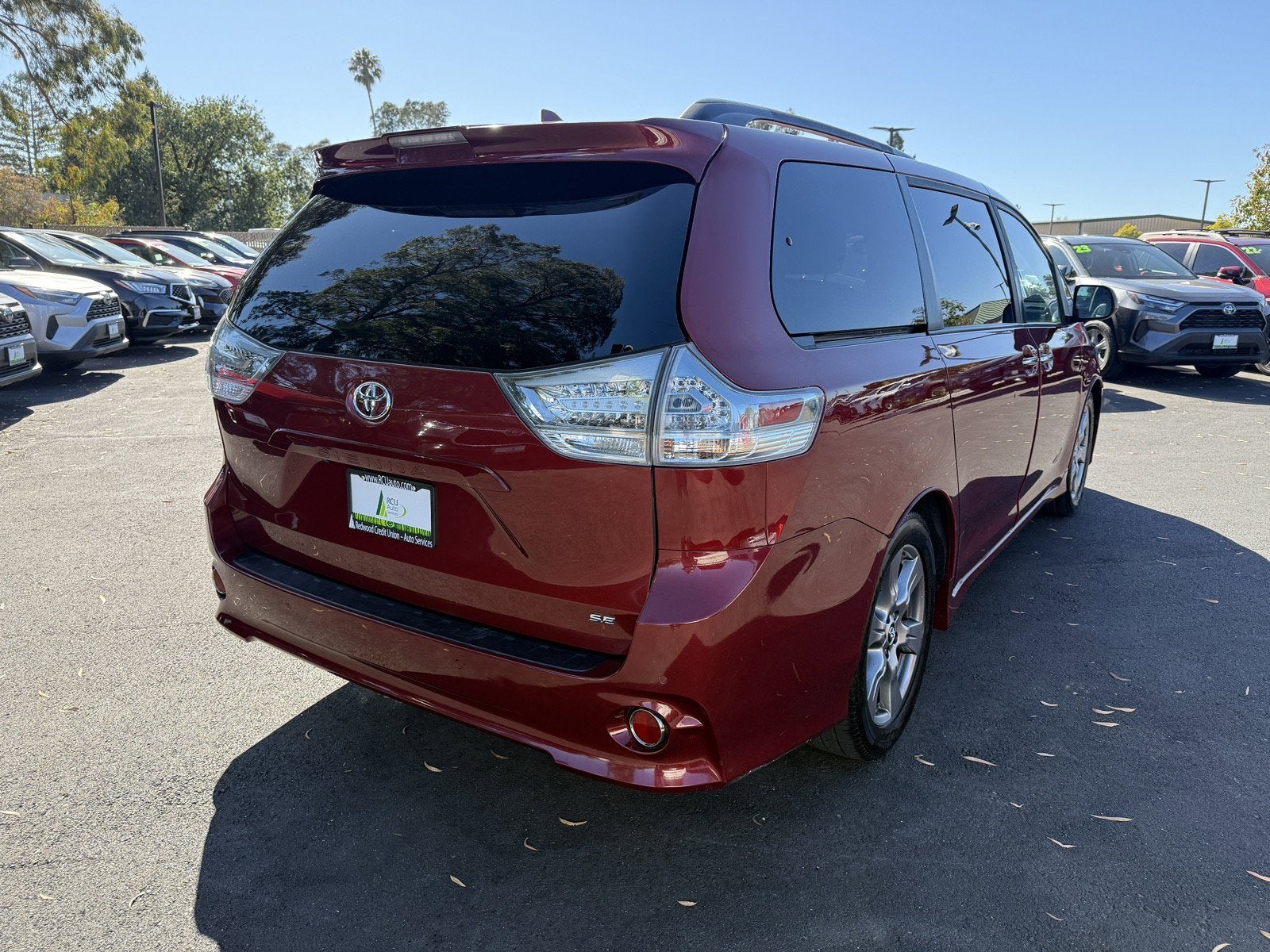 2019 Toyota Sienna SE