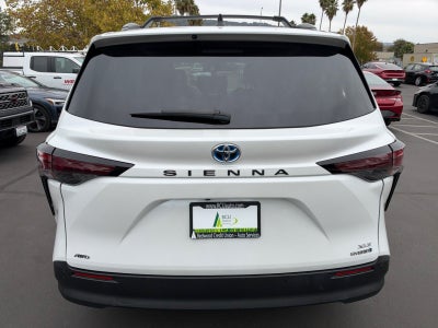 2024 Toyota Sienna XLE