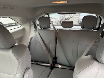 2024 Toyota Sienna XLE