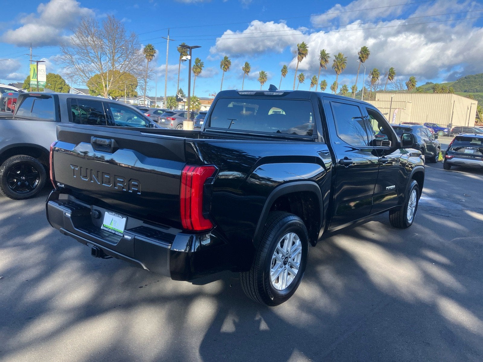 2025 Toyota Tundra 4WD SR5
