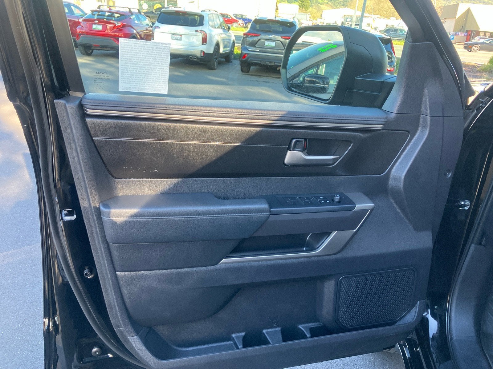 2025 Toyota Tundra 4WD SR5