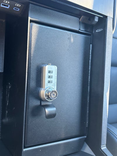 2024 Toyota Tundra 4WD Platinum