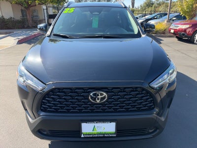 2025 Toyota Corolla Cross LE