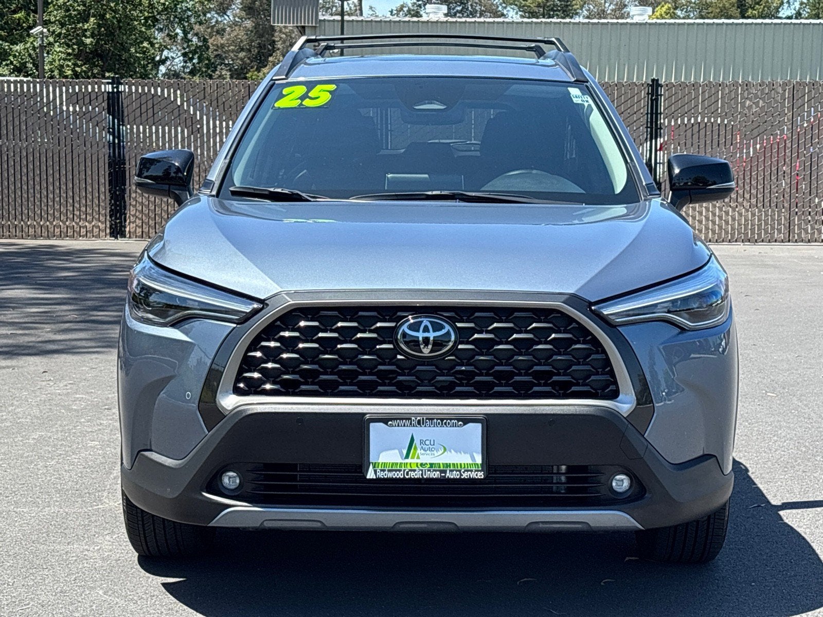 2025 Toyota Corolla Cross XLE