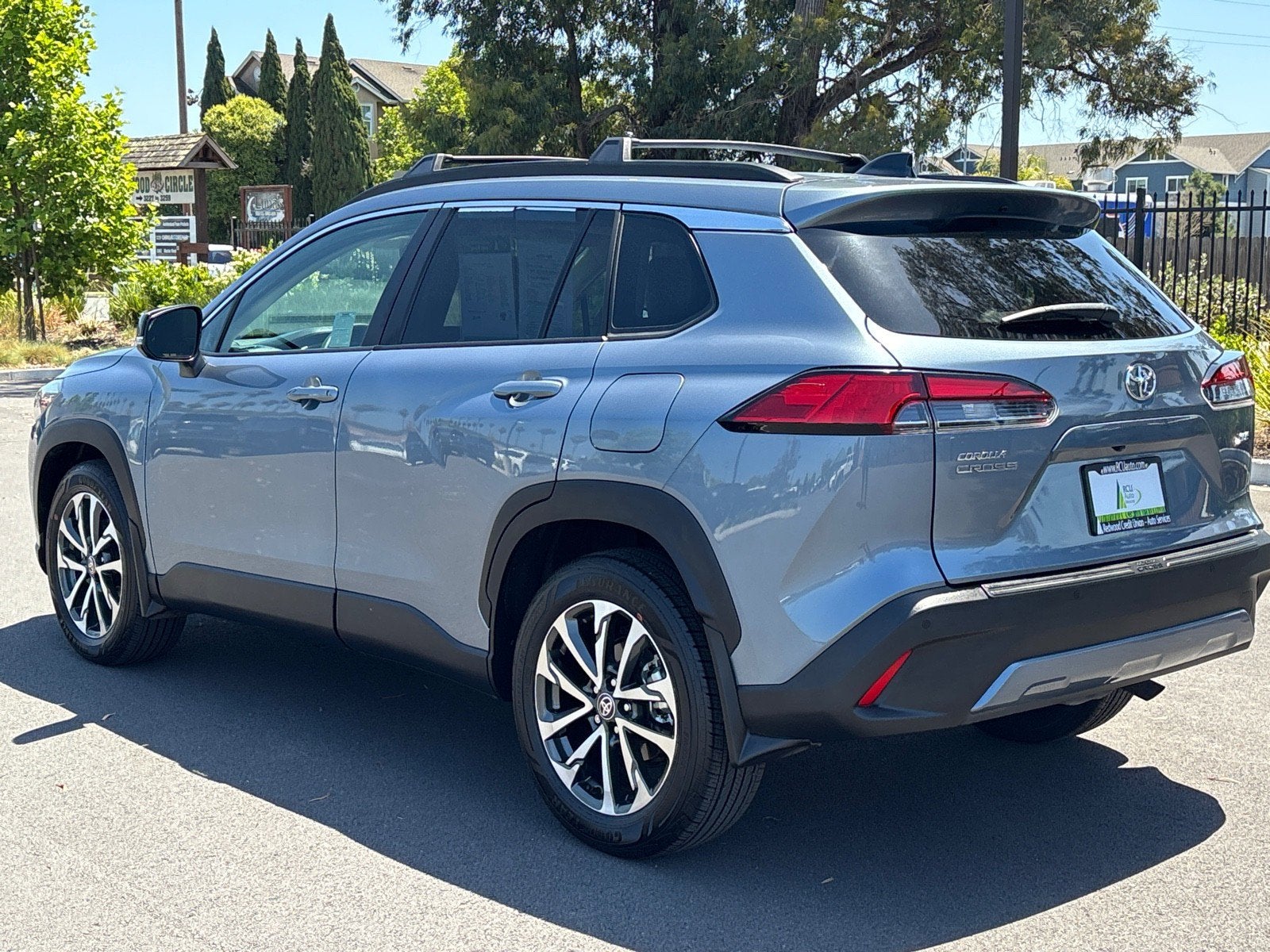 2025 Toyota Corolla Cross XLE