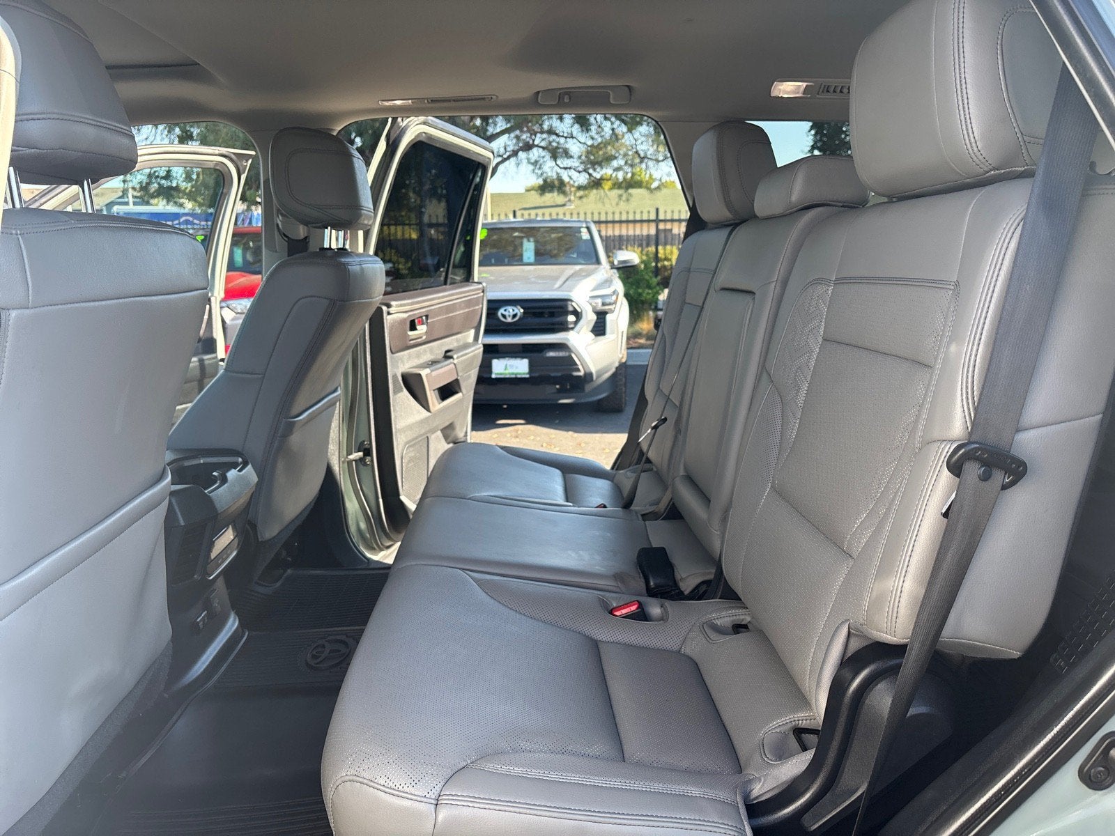 2023 Toyota Sequoia SR5