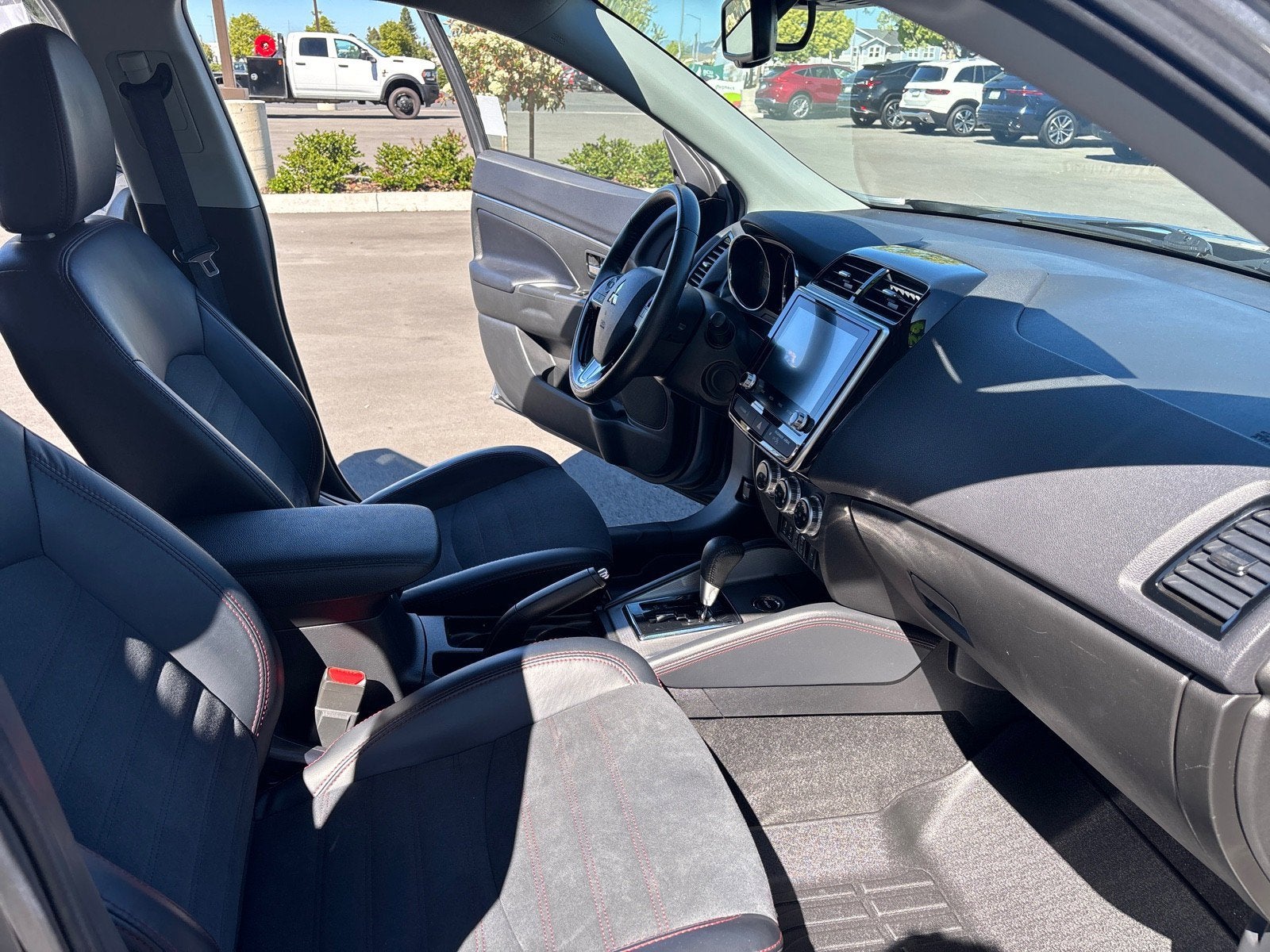 2024 Mitsubishi Outlander Sport S