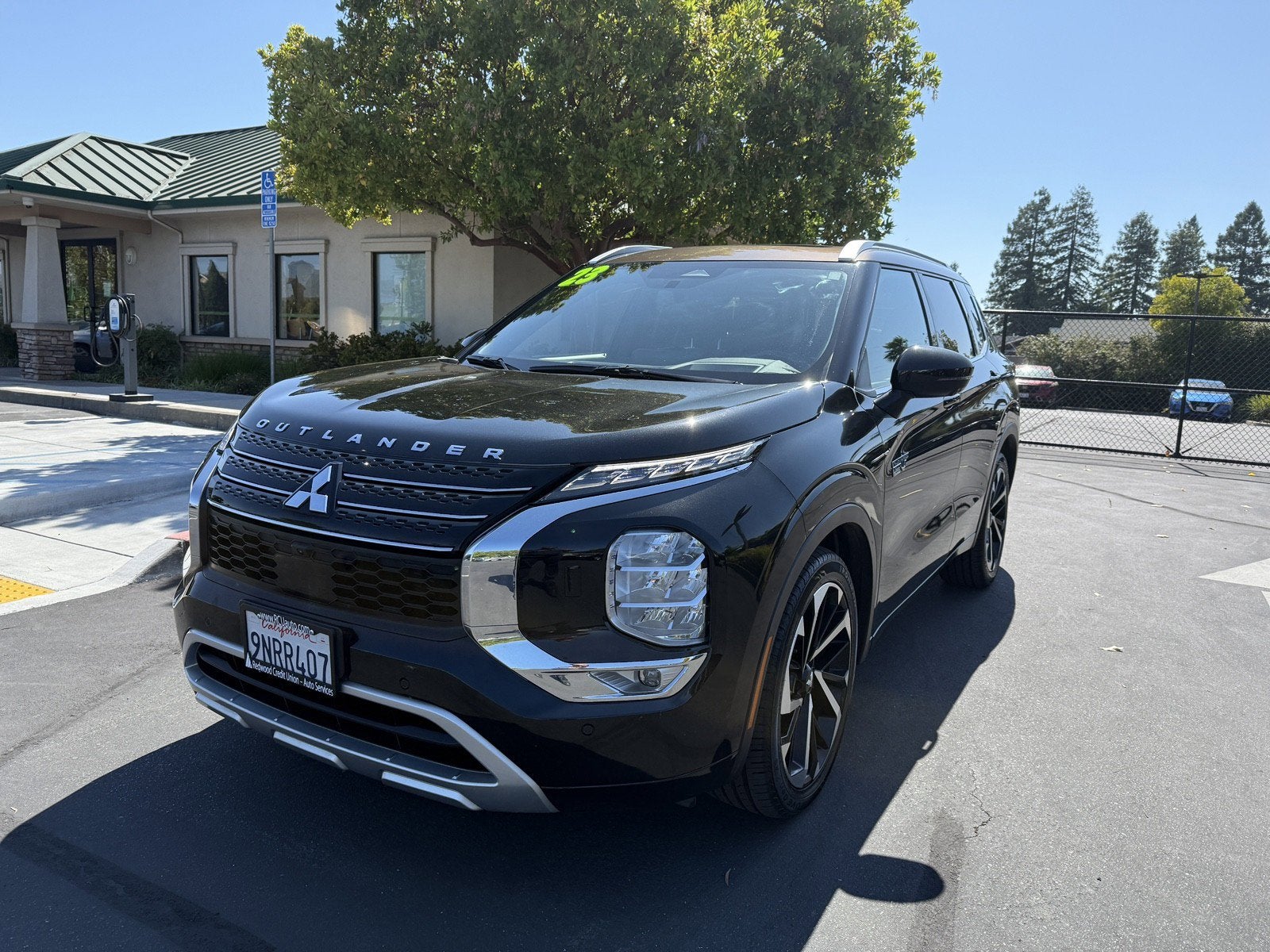 2023 Mitsubishi Outlander PHEV SEL