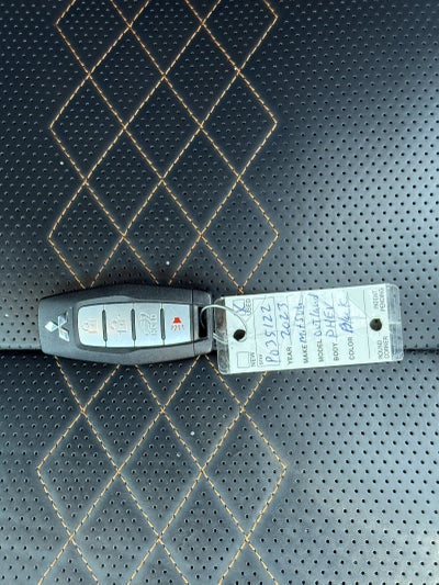 2023 Mitsubishi Outlander PHEV SEL