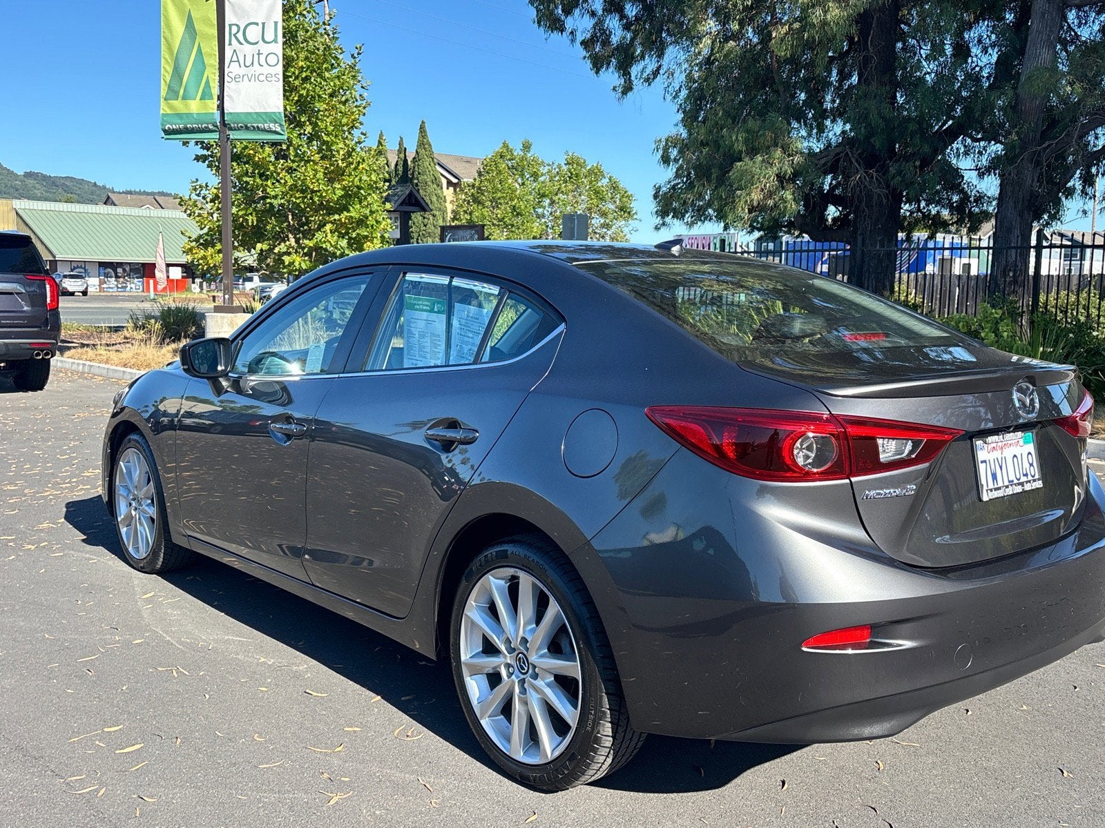 2017 Mazda Mazda3 4-Door Grand Touring