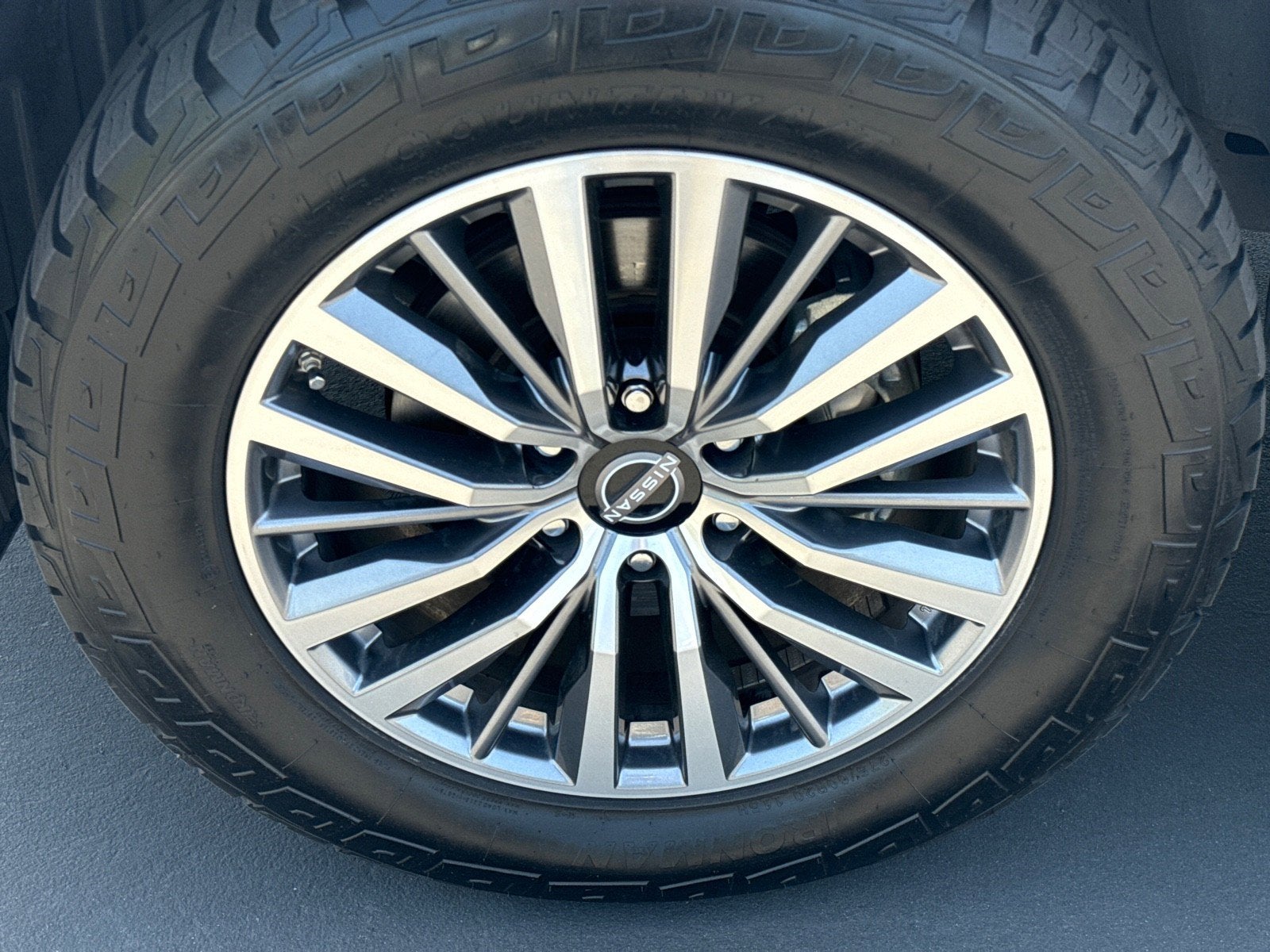 2022 Nissan Armada SL