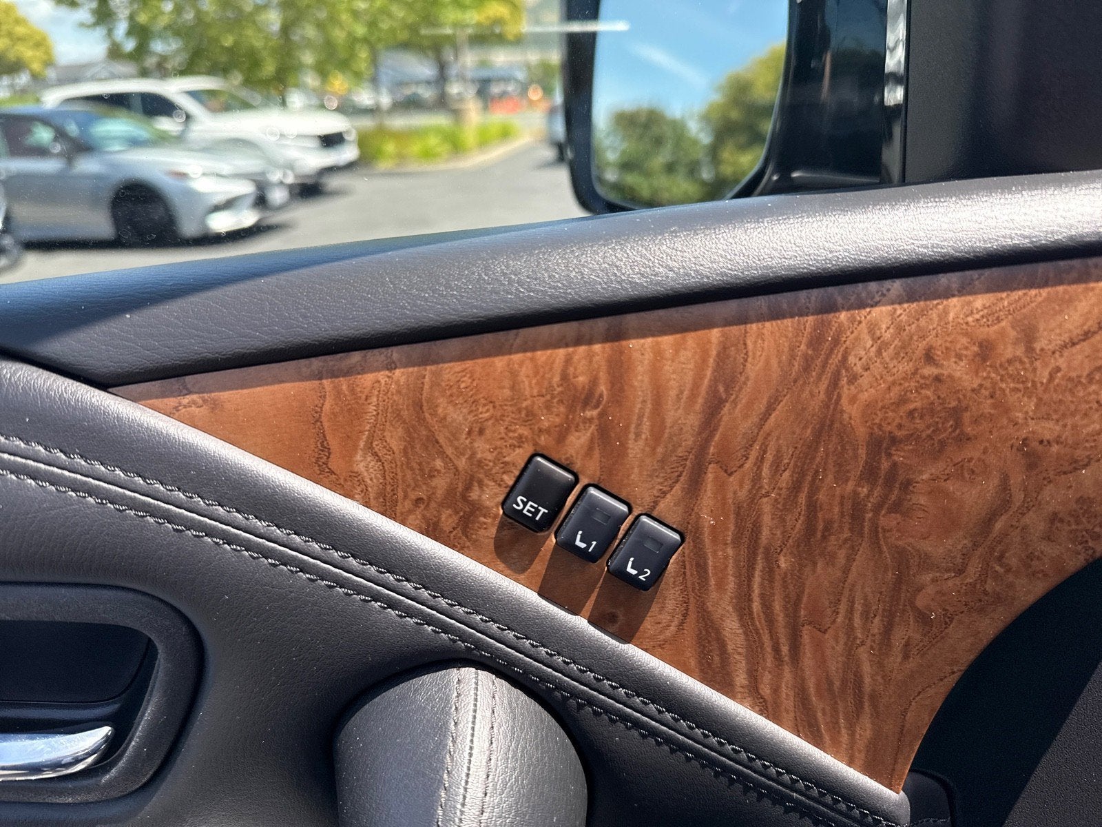 2022 Nissan Armada SL