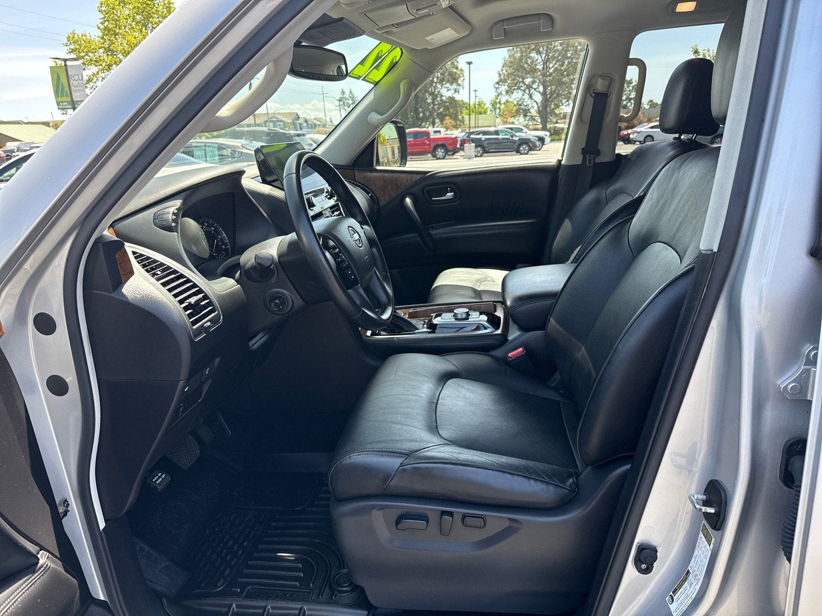 2022 Nissan Armada SL