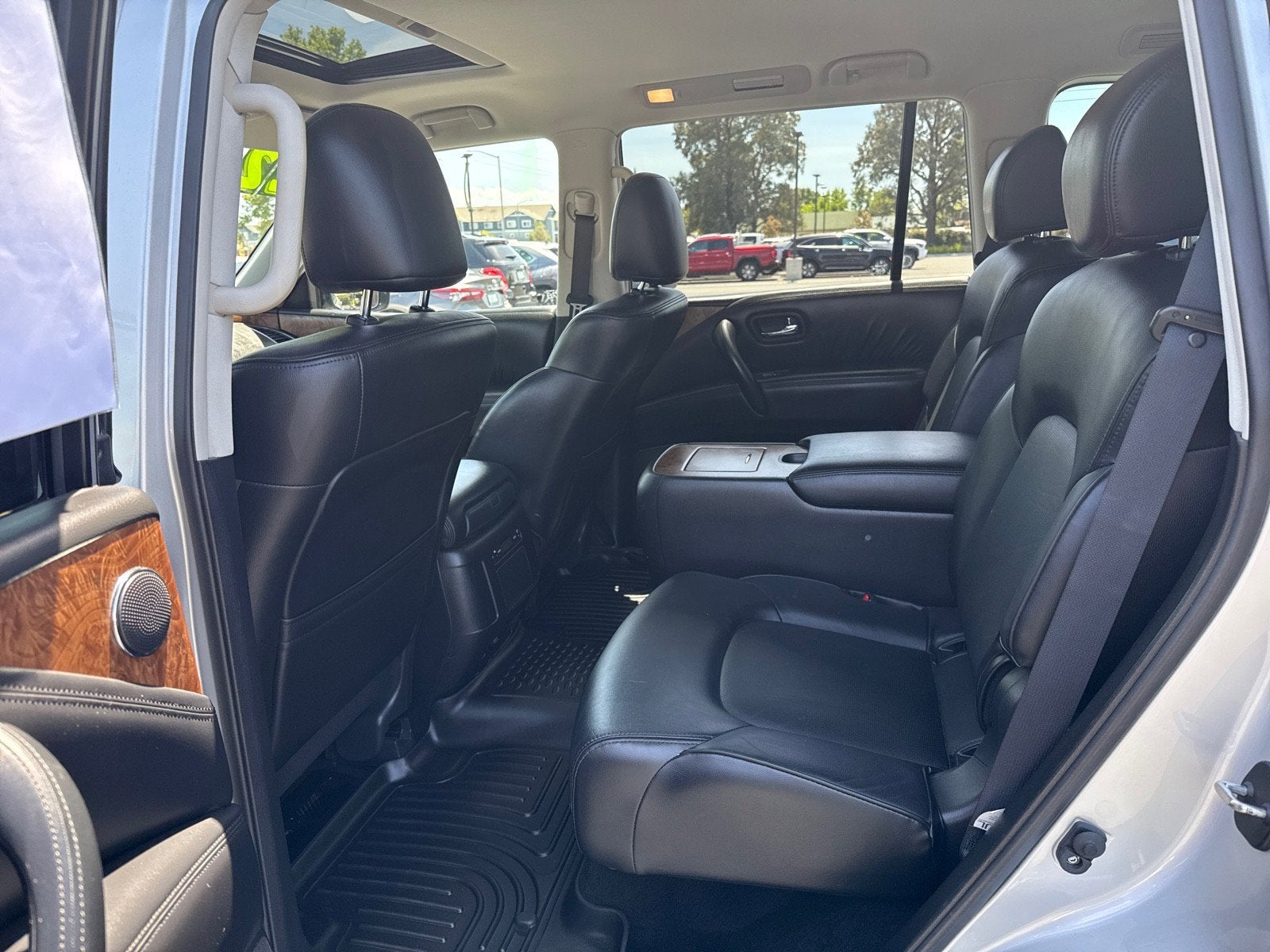 2022 Nissan Armada SL