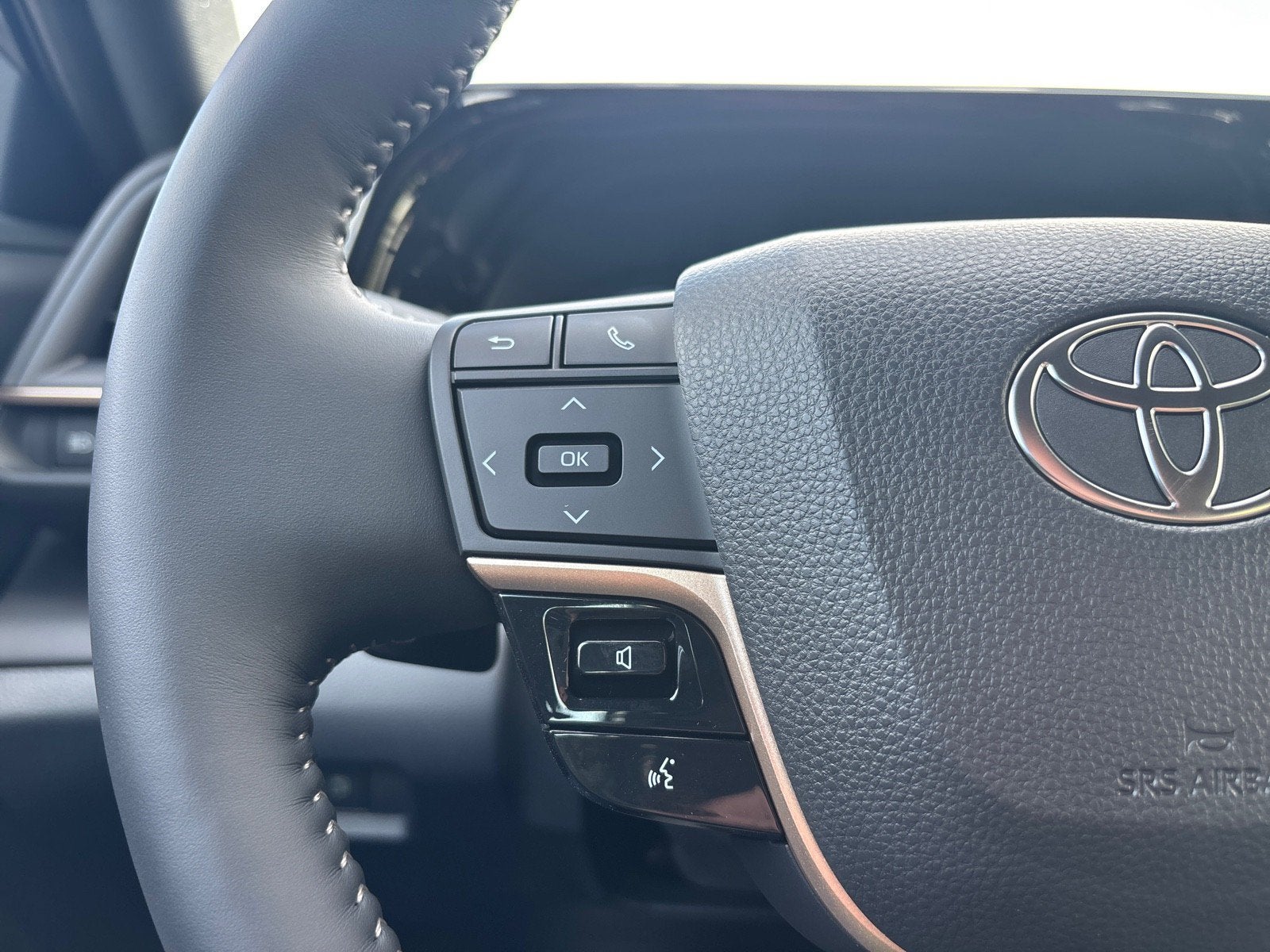 2026 Toyota Crown Signia XLE