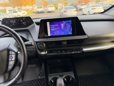 2023 Toyota Prius LE