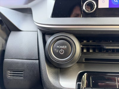 2023 Toyota Prius LE