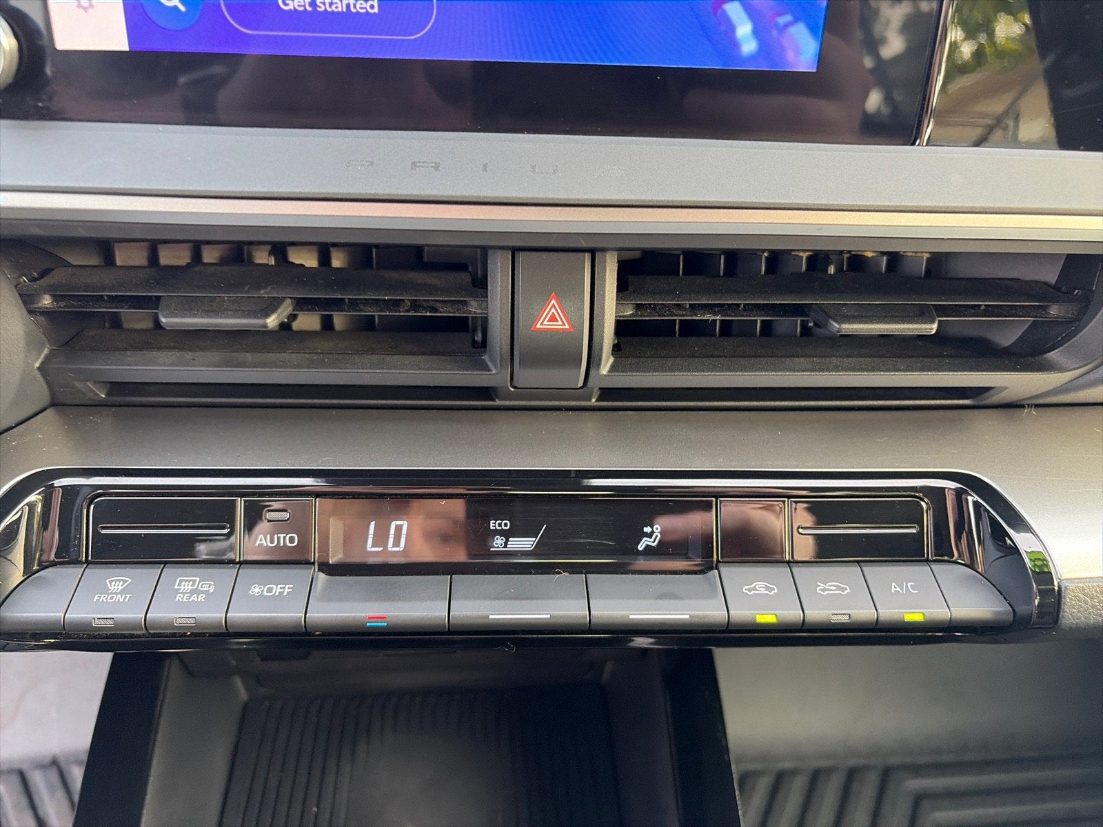 2023 Toyota Prius LE