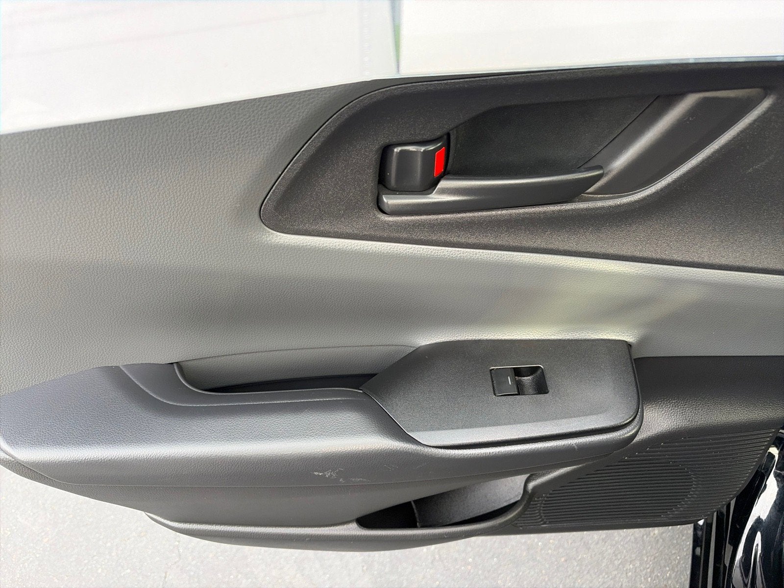 2023 Toyota Prius LE