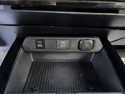 2023 Toyota Prius LE