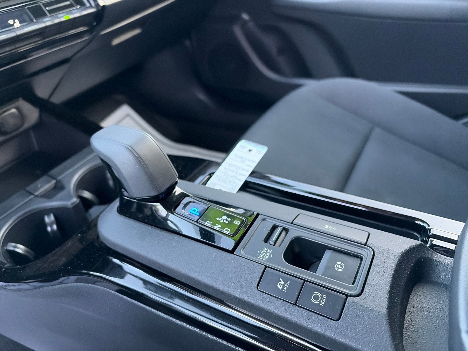 2023 Toyota Prius LE