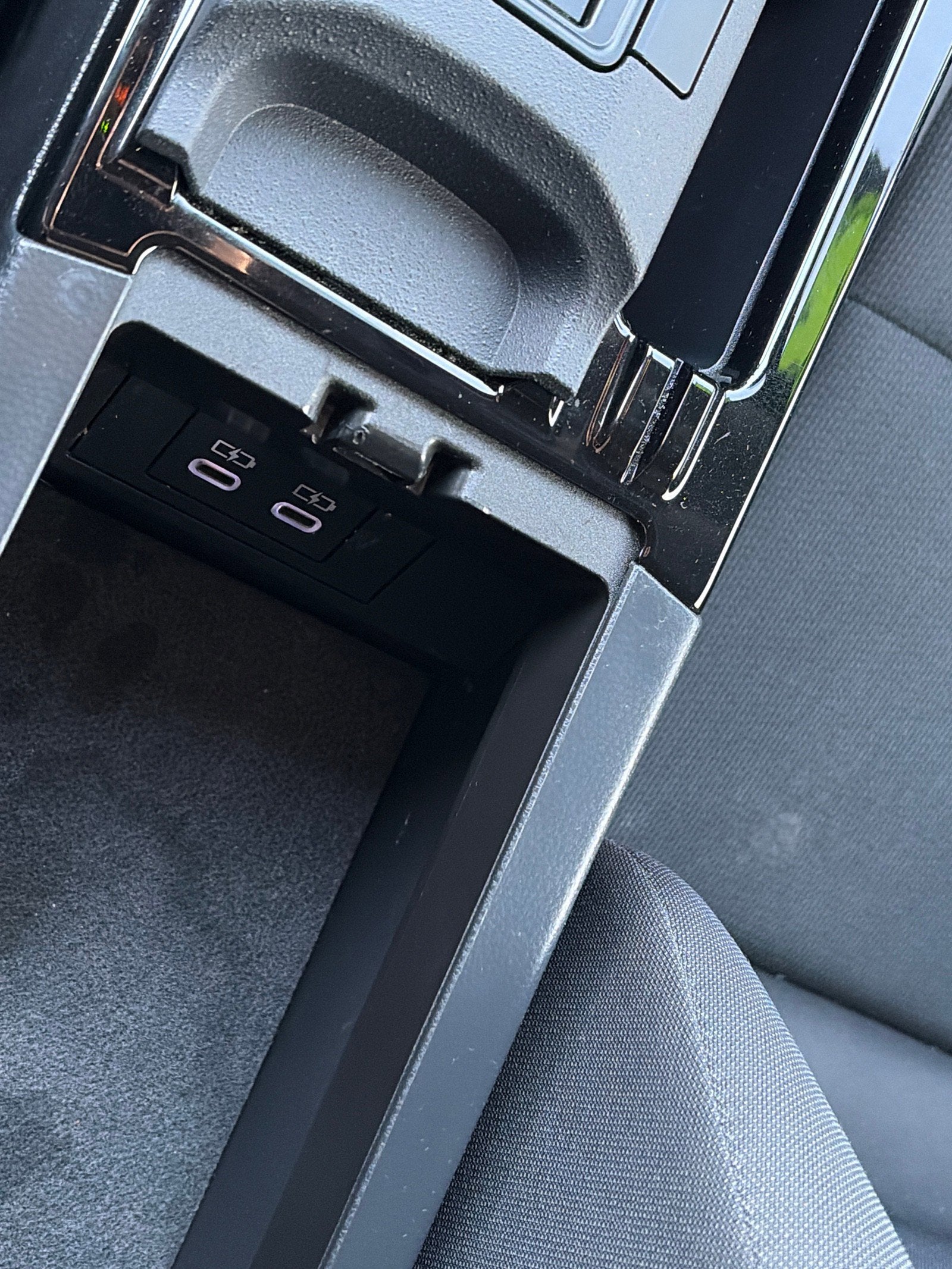 2023 Toyota Prius LE