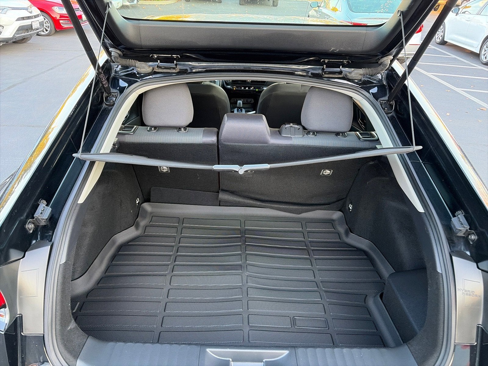 2023 Toyota Prius LE