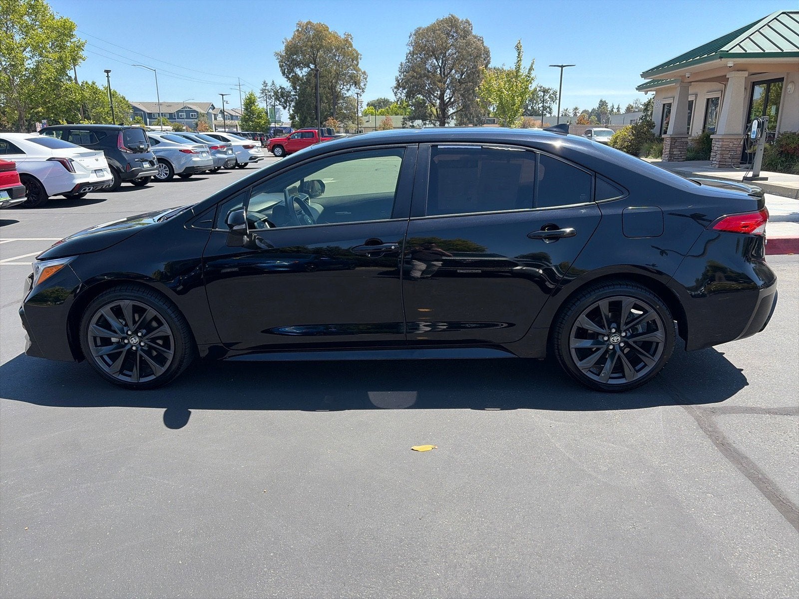 2025 Toyota Corolla Hybrid SE