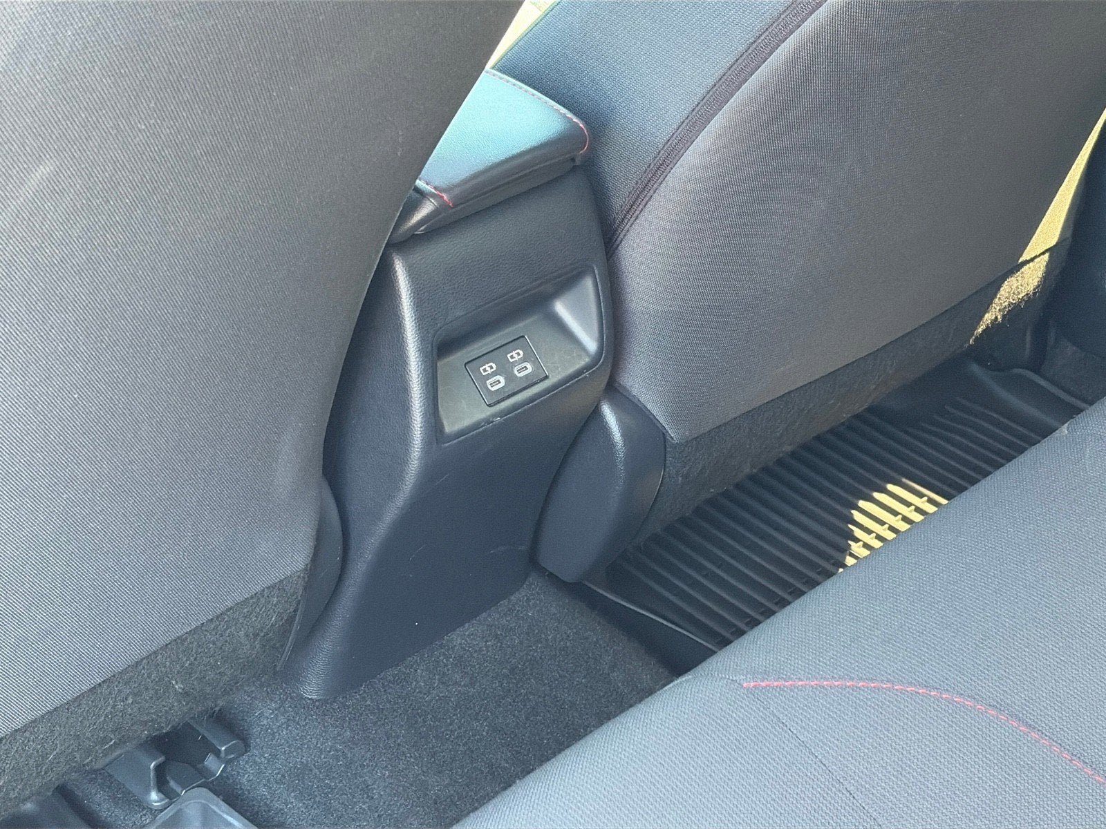 2025 Toyota Corolla Hybrid SE