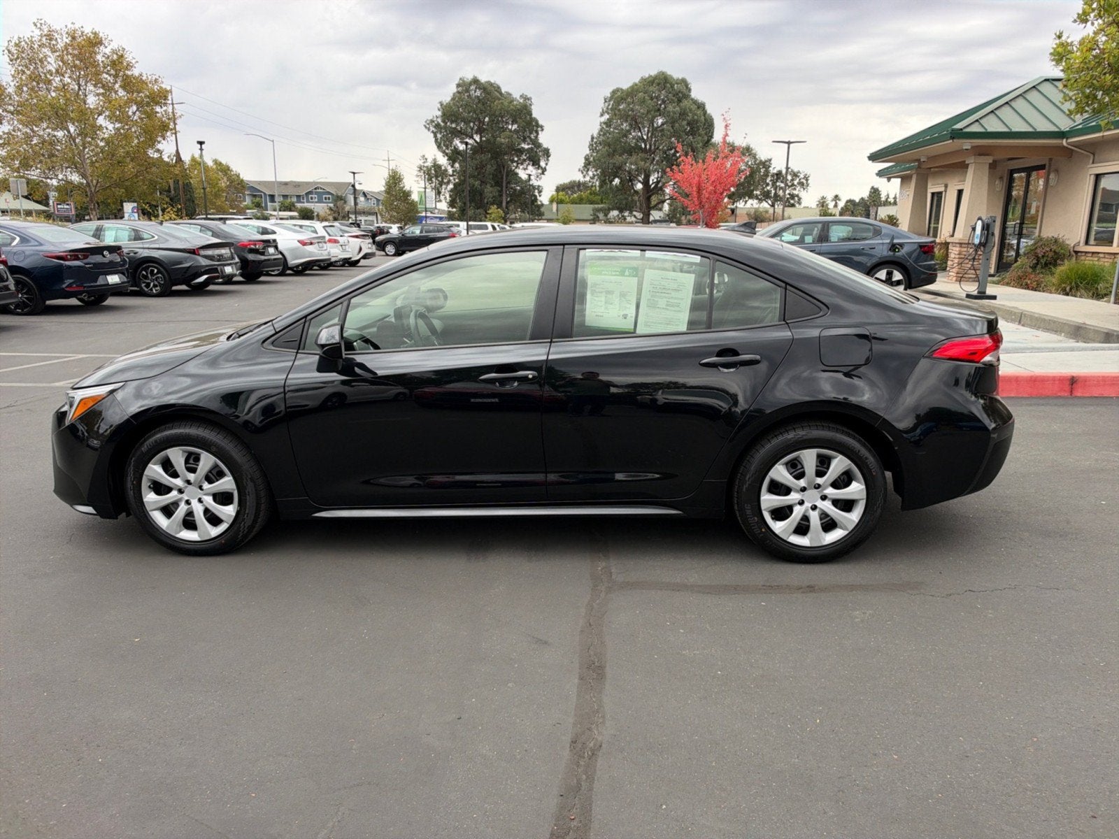 2025 Toyota Corolla Hybrid LE
