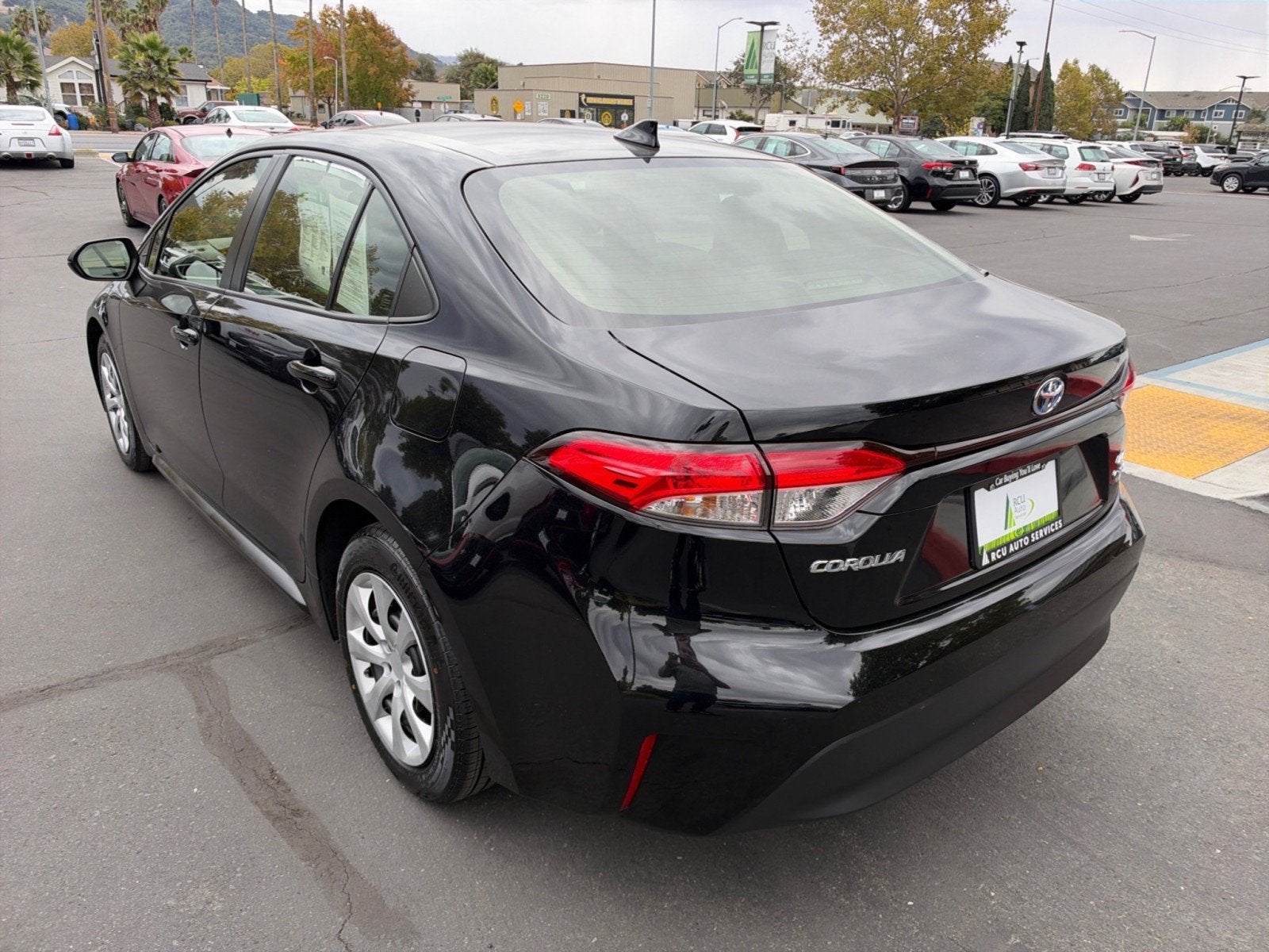 2025 Toyota Corolla Hybrid LE