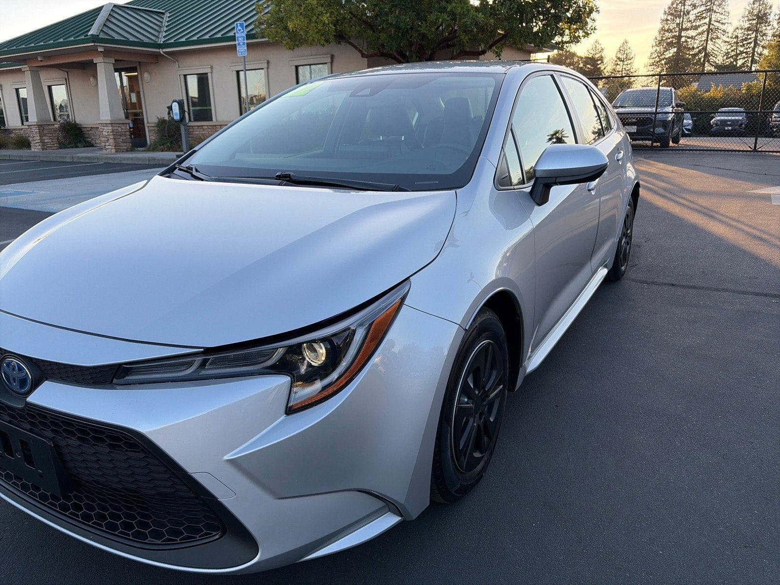 2022 Toyota Corolla Hybrid LE