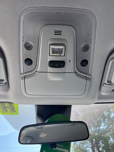 2022 Toyota Prius LE