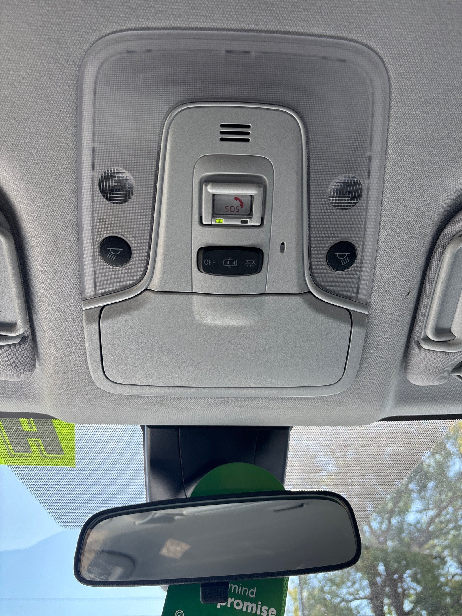 2022 Toyota Prius LE