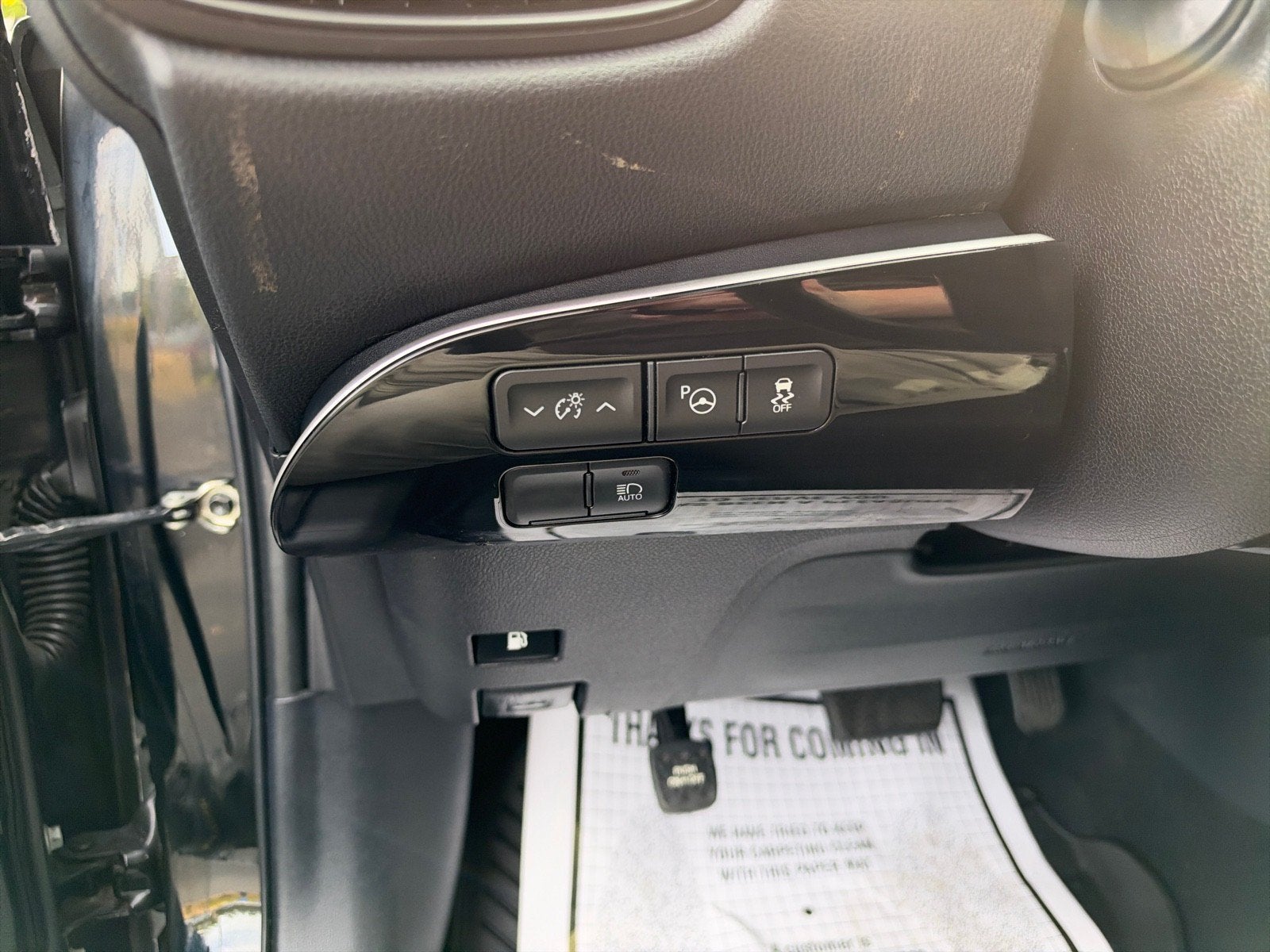 2021 Toyota Prius LE