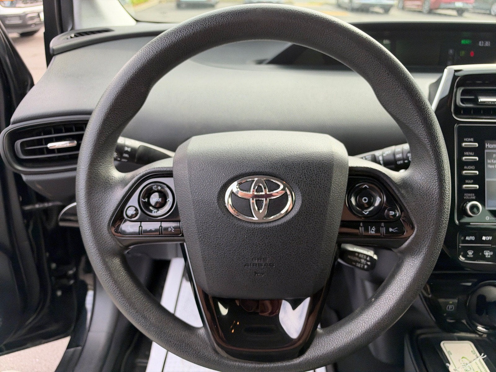 2021 Toyota Prius LE