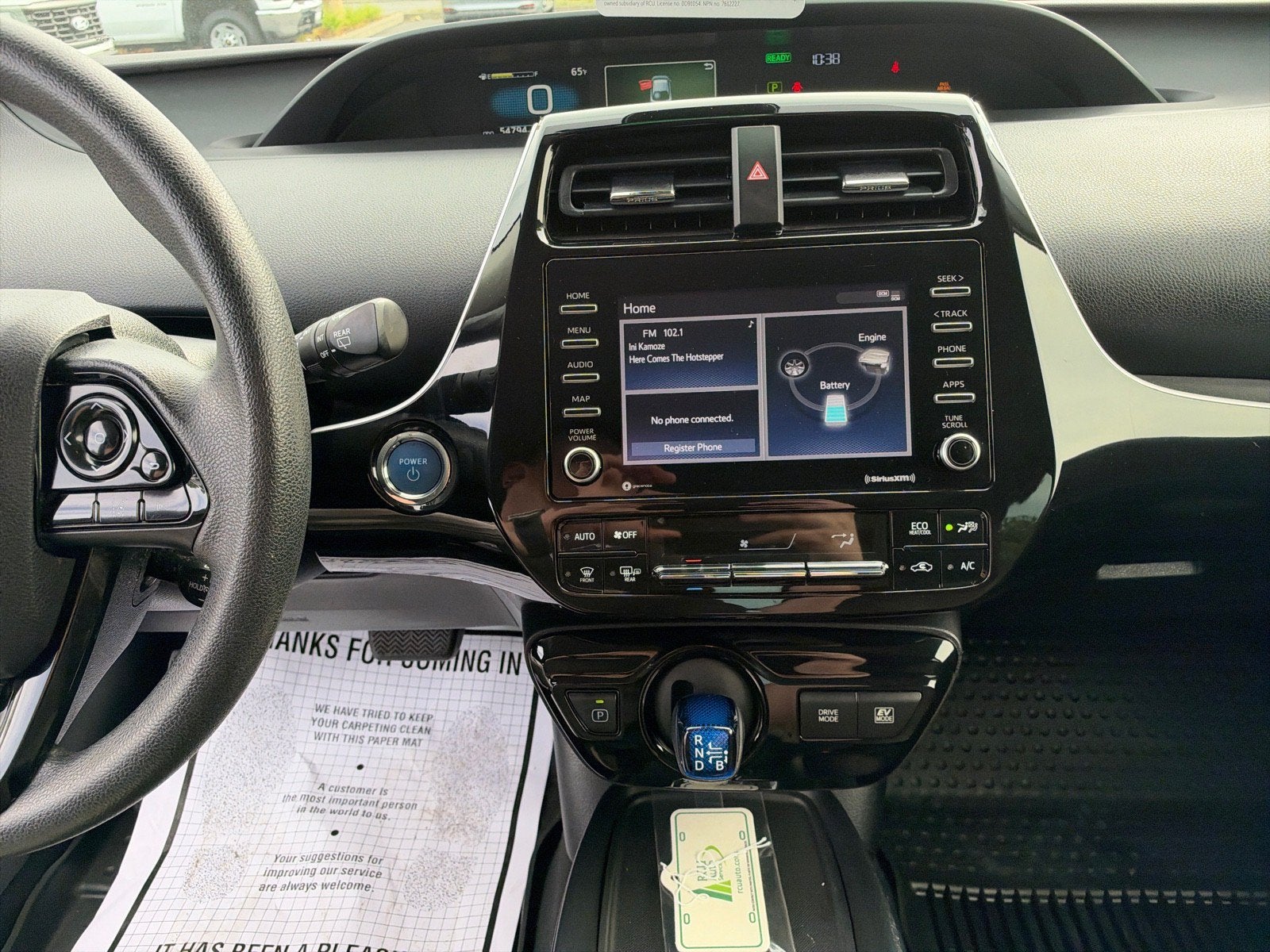 2021 Toyota Prius LE
