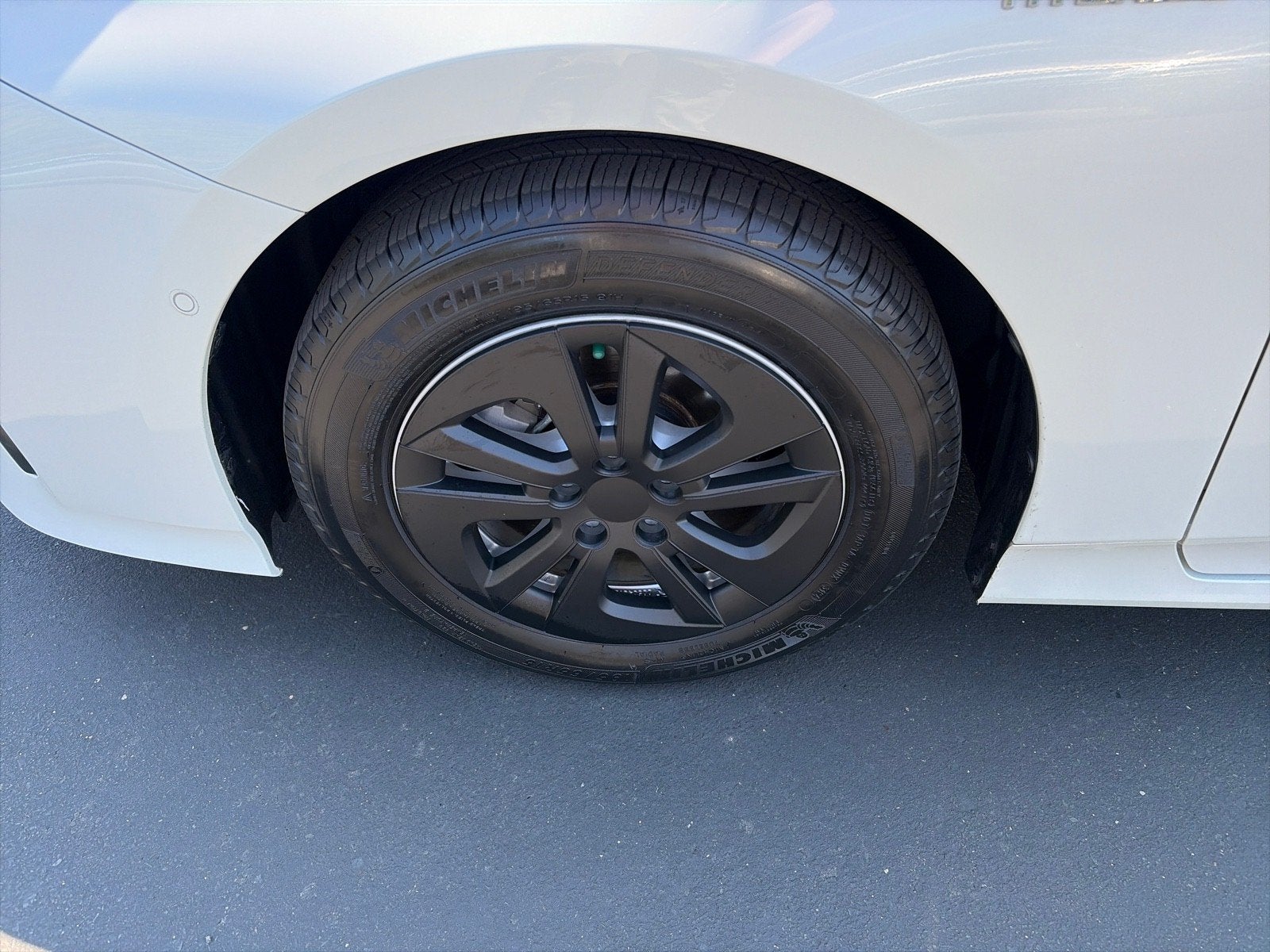 2019 Toyota Prius LE