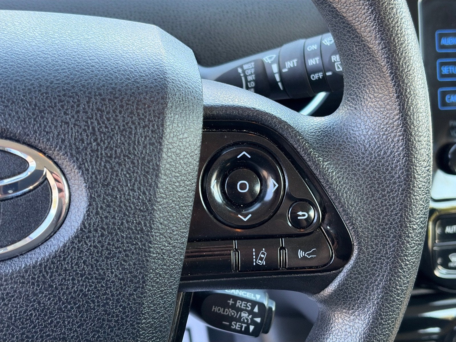 2019 Toyota Prius LE