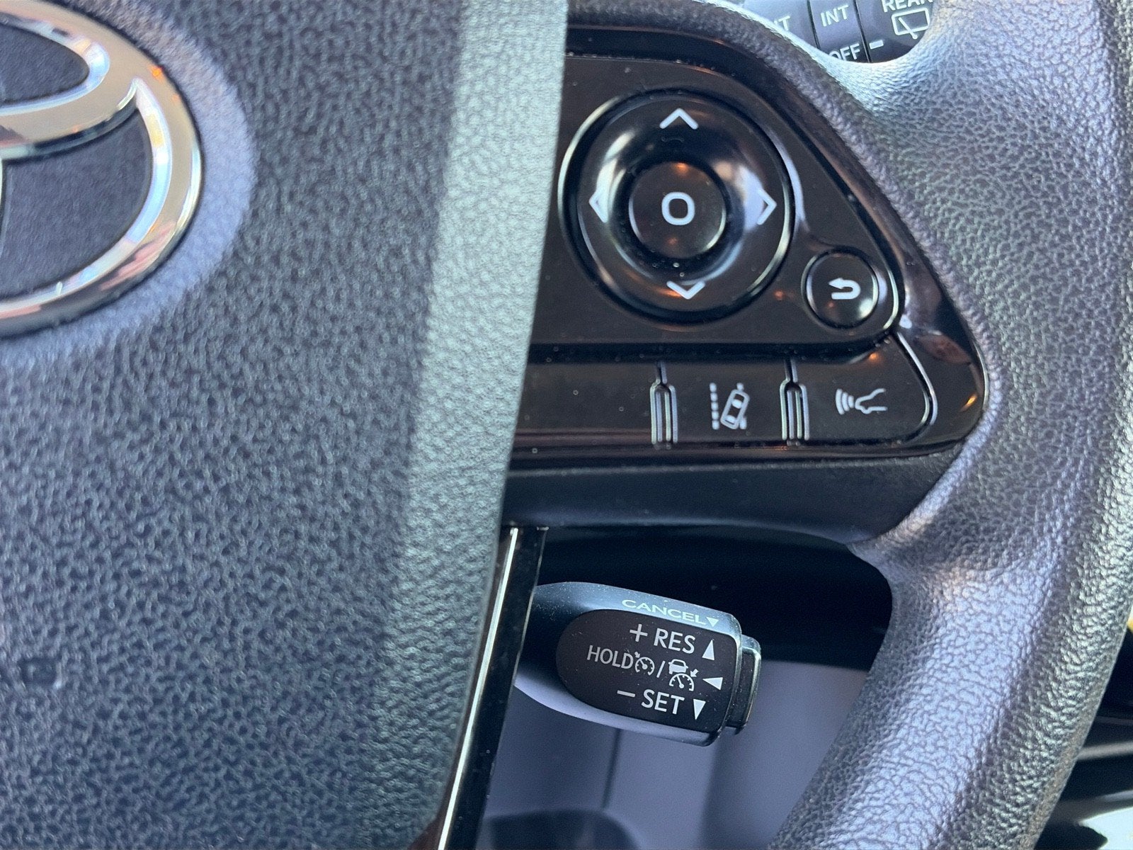 2019 Toyota Prius LE