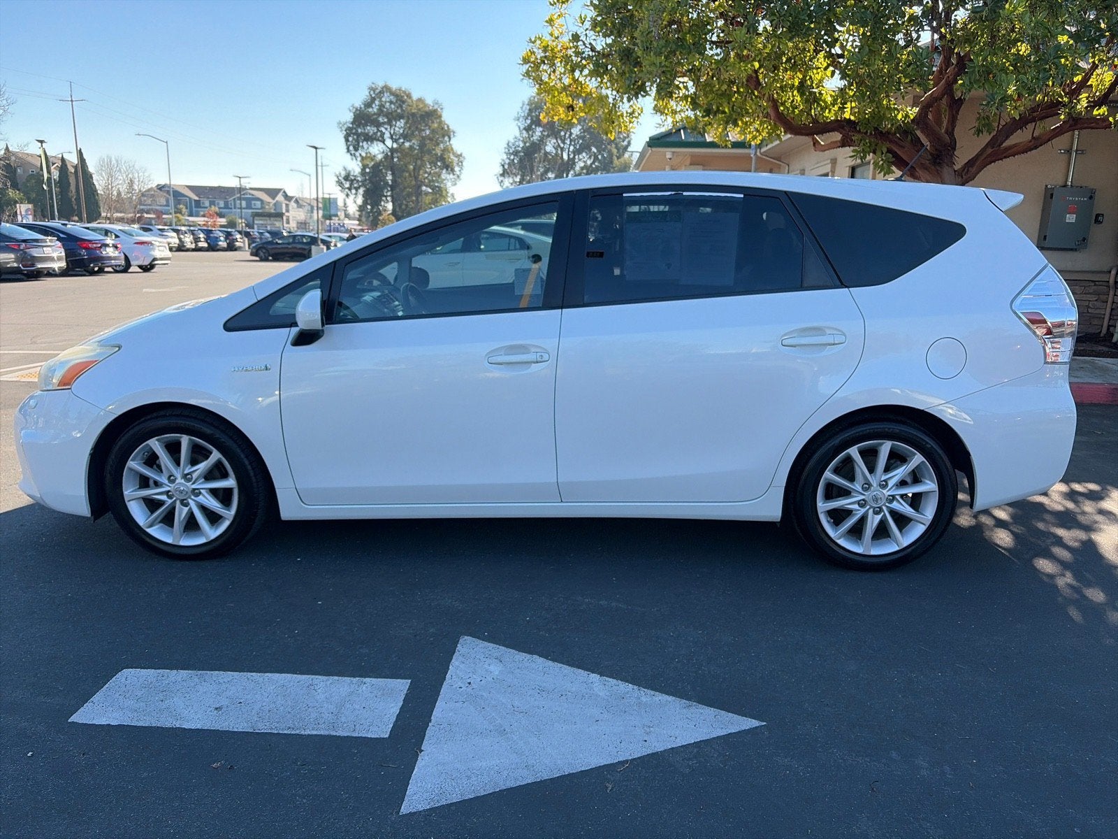 2012 Toyota Prius v Five