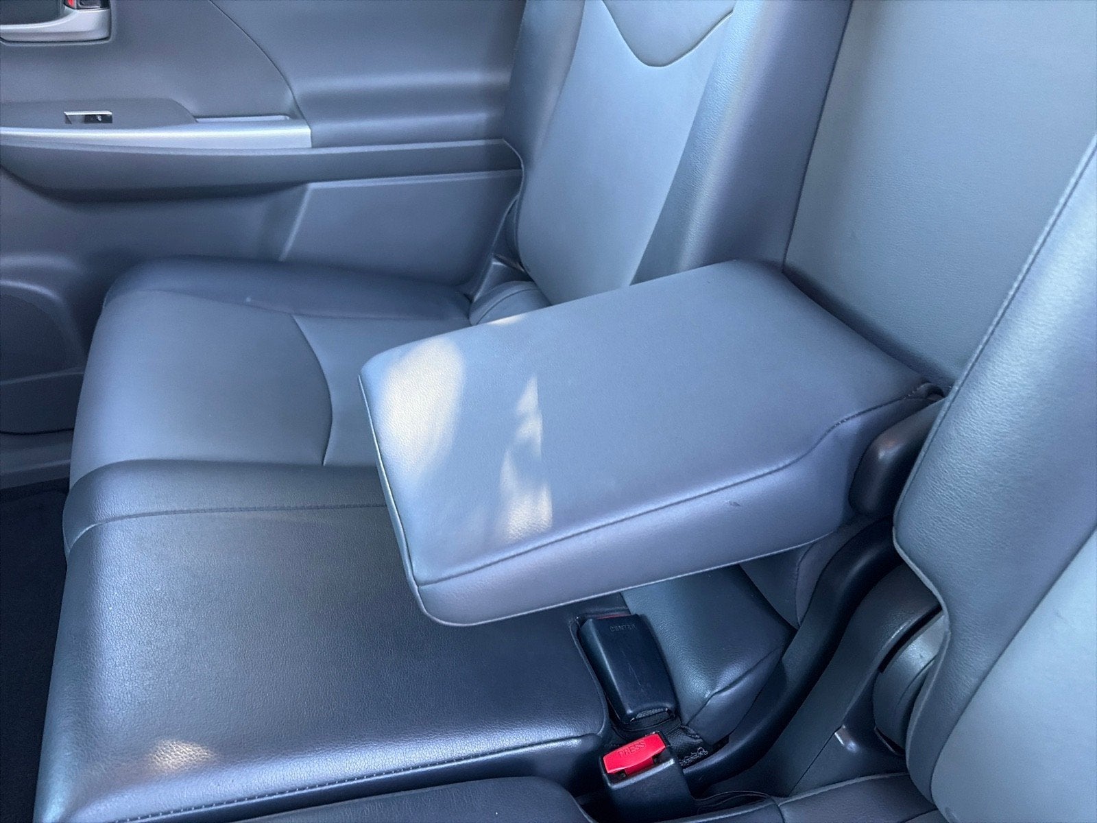 2012 Toyota Prius v Five