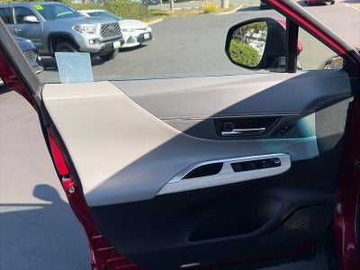 2024 Toyota Venza XLE