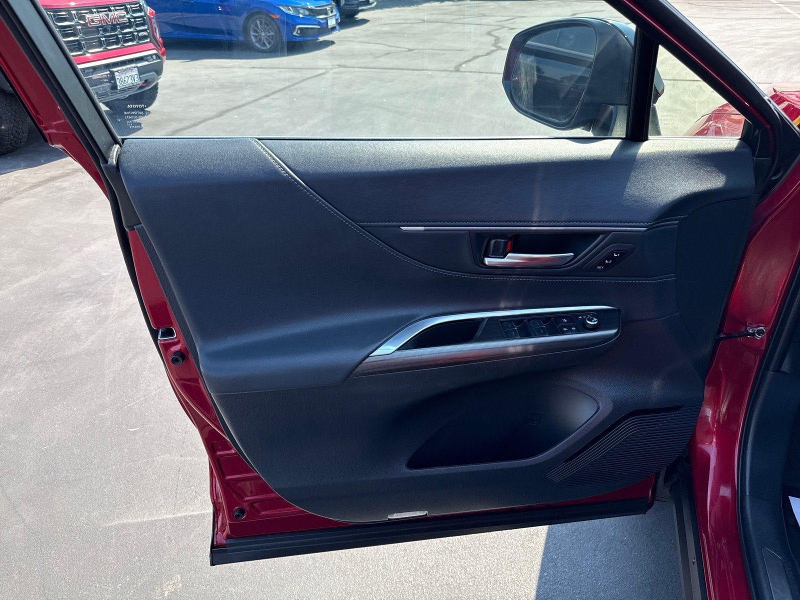 2024 Toyota Venza XLE