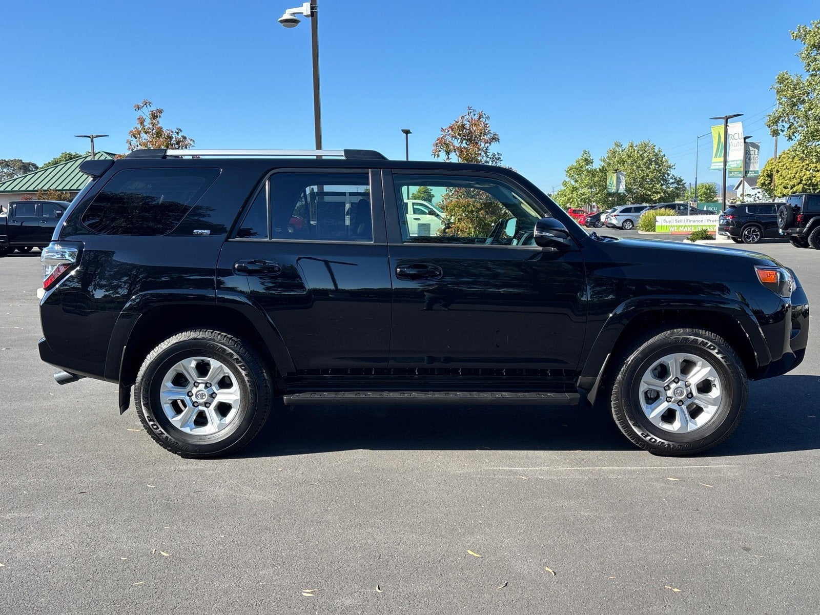 2024 Toyota 4Runner SR5 Premium